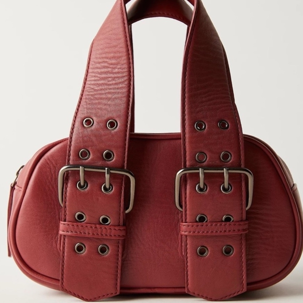 FREE PEOPLE Elegant Red Leather Handbag‎